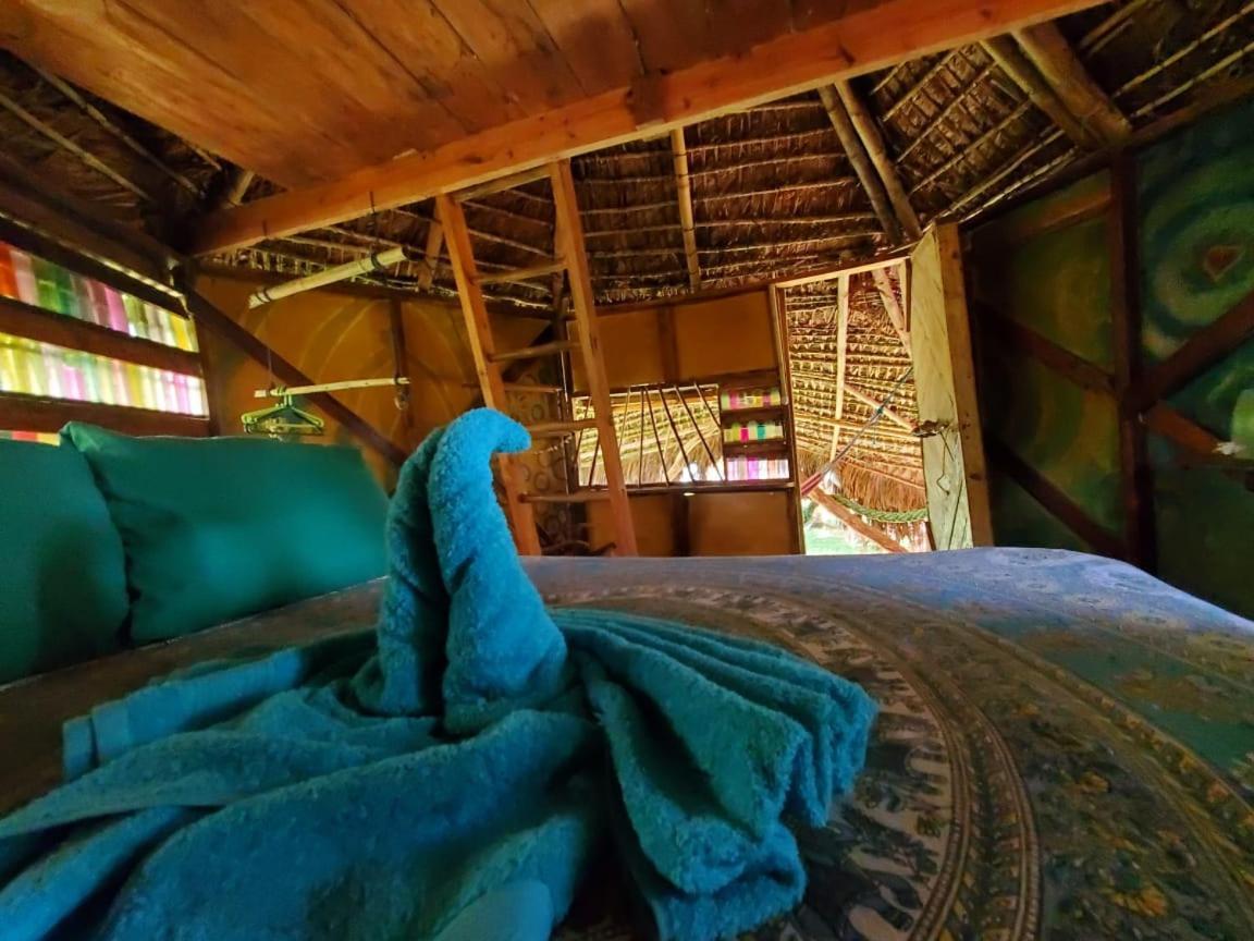Derek'S Place Eco-Lodge Little Corn Island Ngoại thất bức ảnh